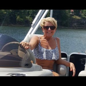 Meet your Posher, Kimberly ann